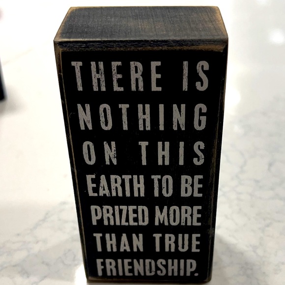 Friendship sign. - Picture 1 of 1